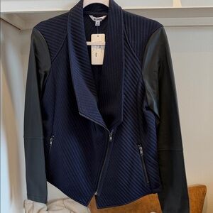 BB Dakota Navy Quilted Jacket with Black Sleeves